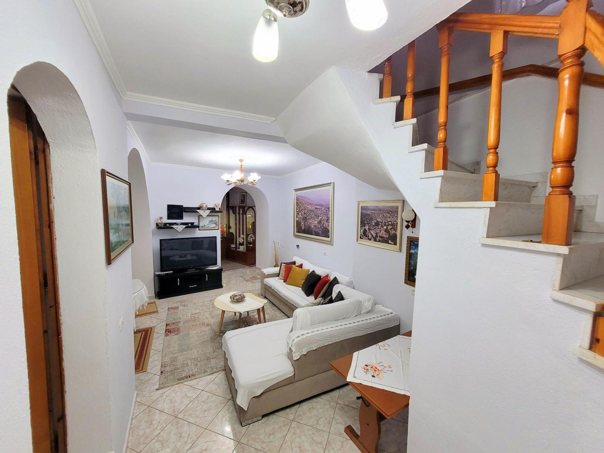 Marbi Guest House Αργυρόκαστρο Εξωτερικό φωτογραφία