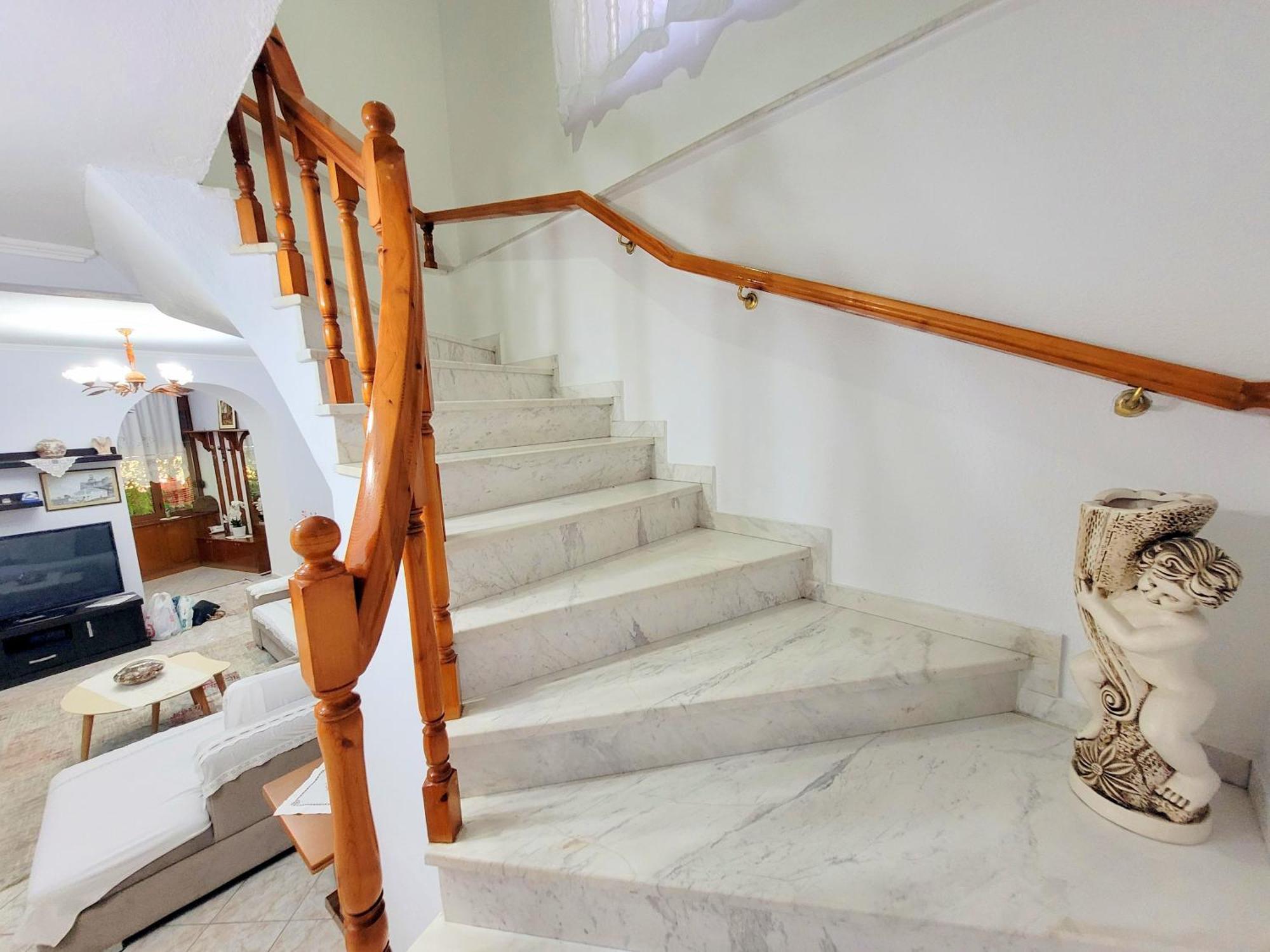 Marbi Guest House Αργυρόκαστρο Εξωτερικό φωτογραφία
