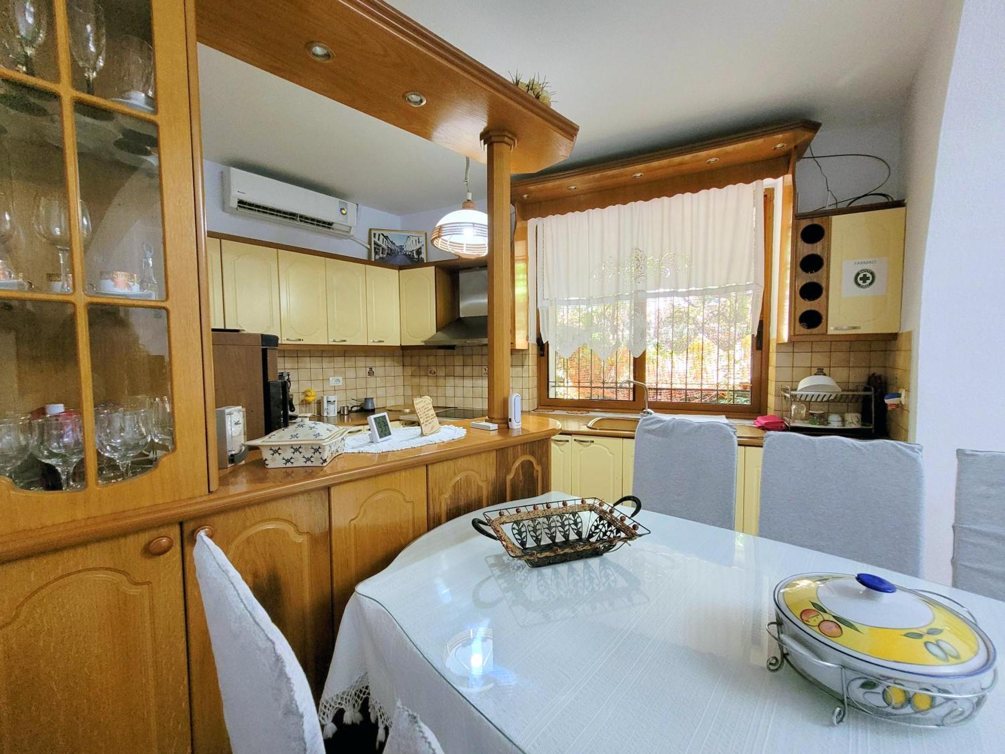 Marbi Guest House Αργυρόκαστρο Εξωτερικό φωτογραφία